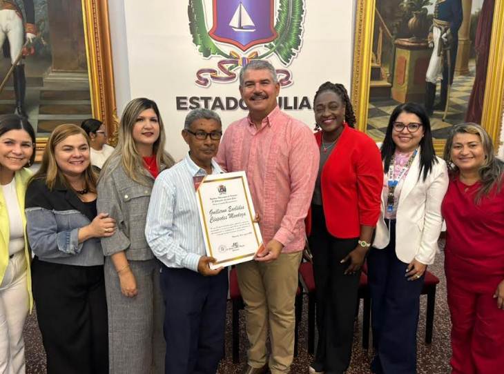 El gobernador Luis Caldera otorga estabilidad laboral a 915 trabajadores de la Gobernación del Zulia