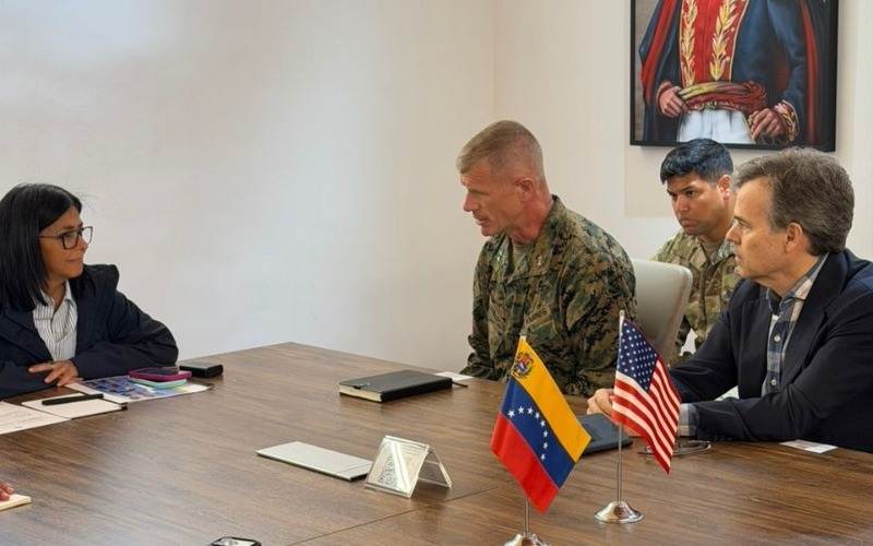 Venezuela y EE.UU. UU. coordinan asistencia humanitaria y rescates en La Guaira