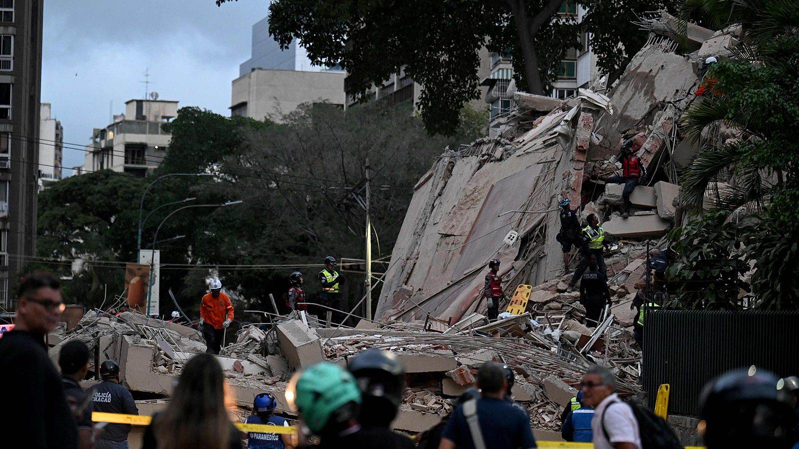 El ministro Diosdado Cabello reportó edificios colapsados en Caracas y ordenó el corte de gas residencial tras el terremoto de magnitud 7,1 en Venezuela