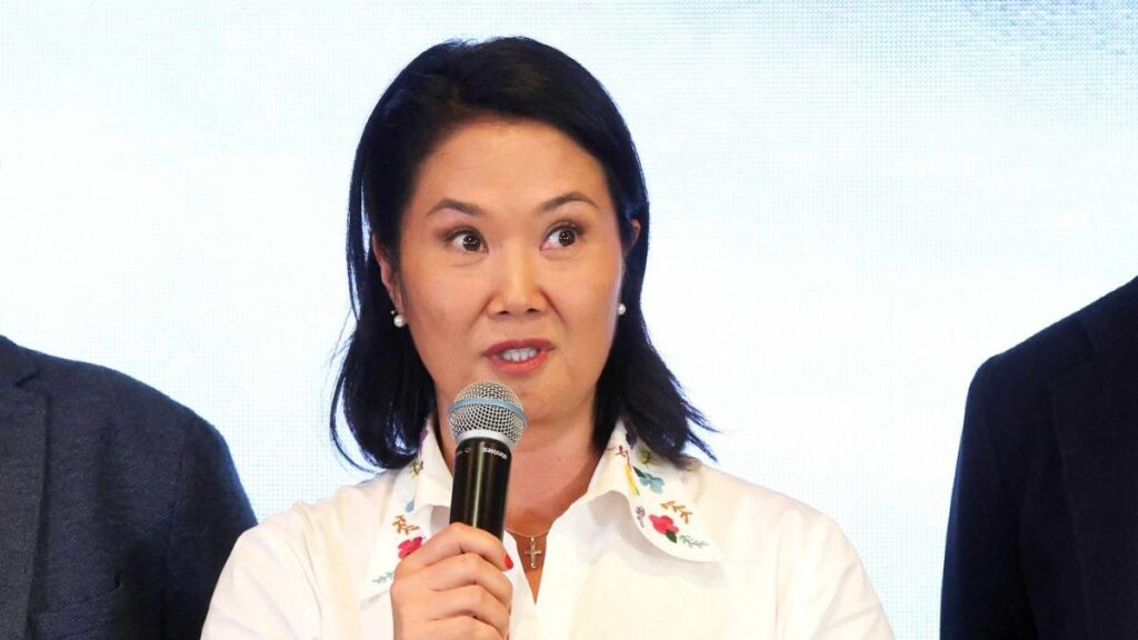 Keiko Fujimori aventaja a Roberto Sánchez por 28 mil votos