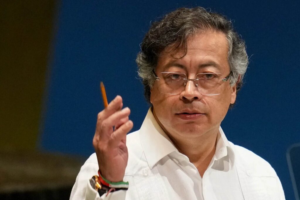 El presidente Gustavo Petro elevó las tensiones políticas en Colombia al desconocer el preconteo de la primera vuelta presidencial