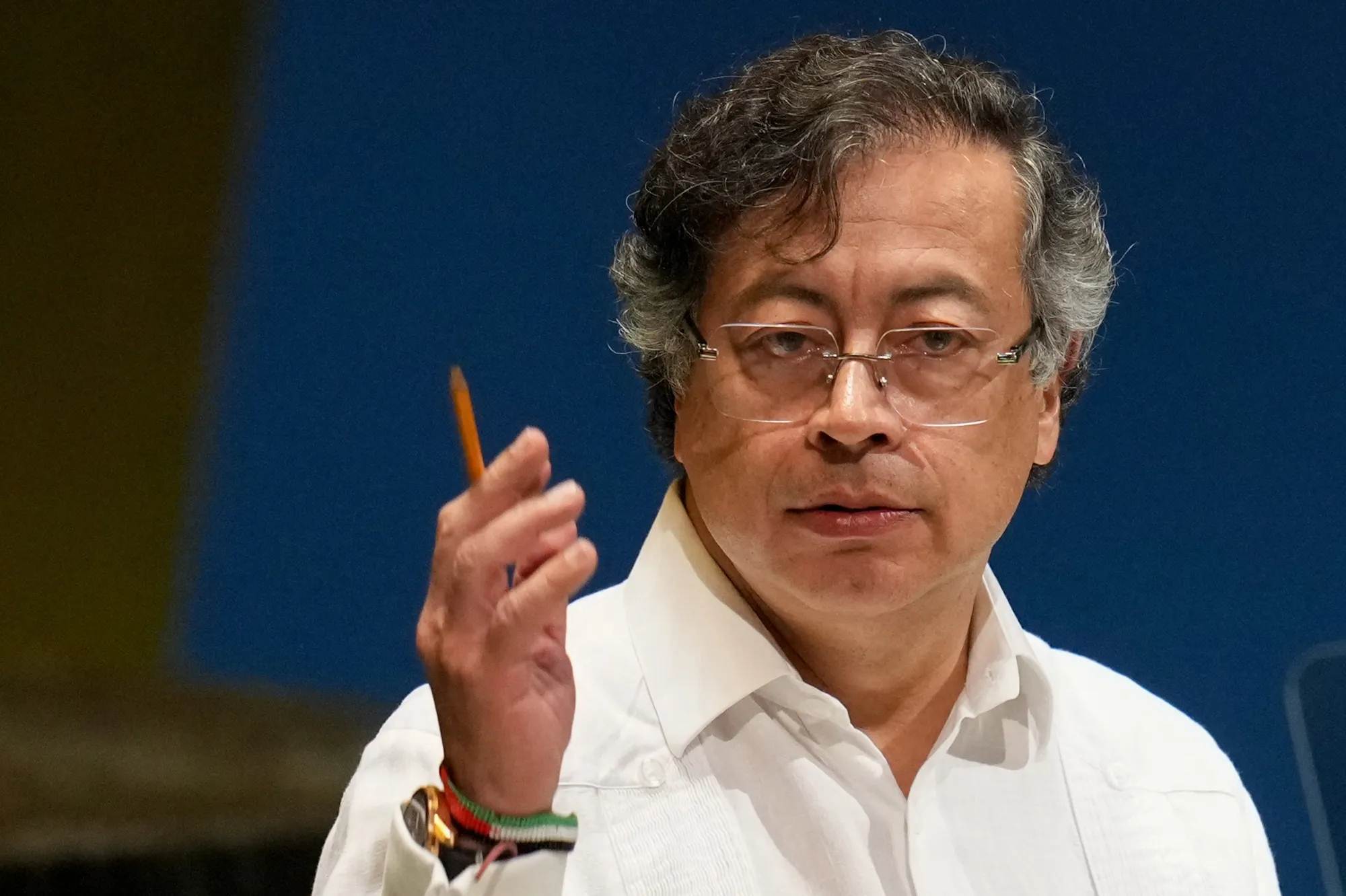El presidente Gustavo Petro elevó las tensiones políticas en Colombia al desconocer el preconteo de la primera vuelta presidencial