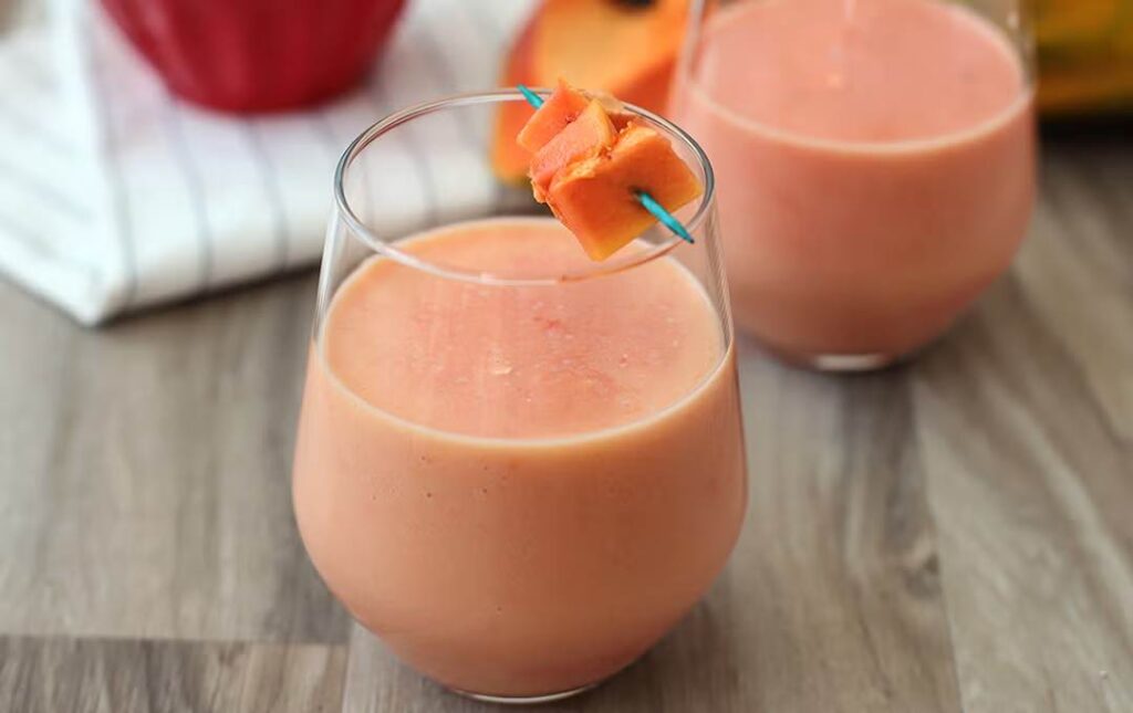 Conoce cómo el batido de papaya con avena ayuda a regular la glucosa en la sangre