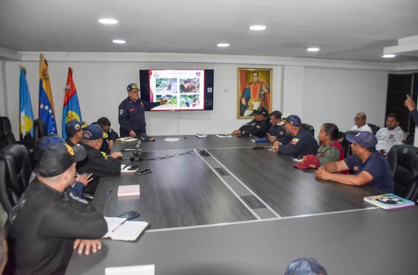 Bomberos presentan mapa de riesgo actualizado en San Francisco ante la llegada de nuevas ondas tropicales