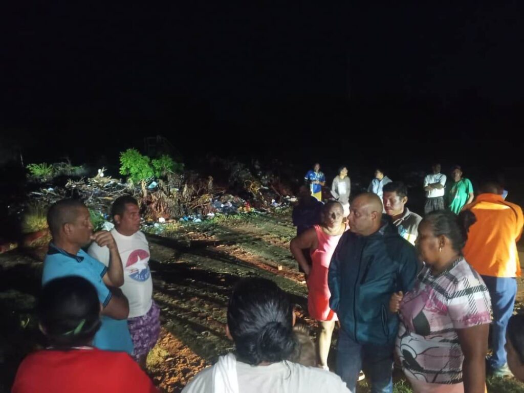 Gobierno y Poder Popular activan plan de contingencia por fuertes lluvias en Cabimas tras el paso de la onda tropical 11