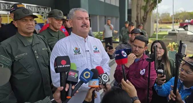 El gobernador Luis Caldera atiende contingencia hídrica en el Sur del Lago