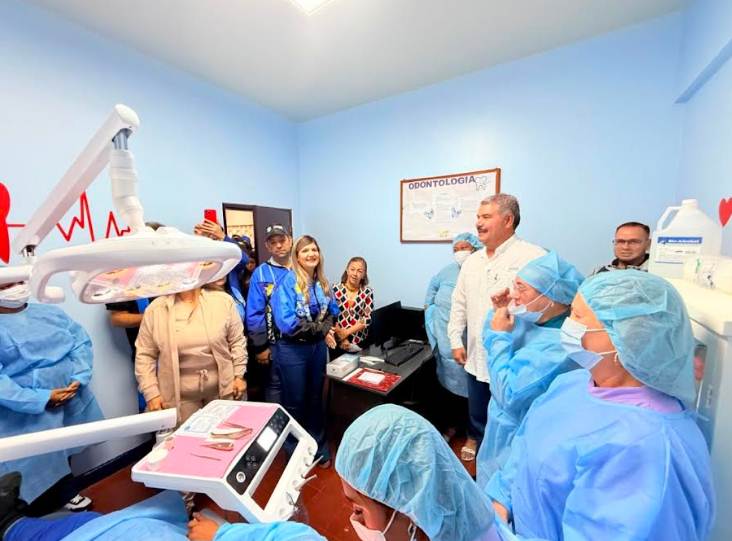 : Luis Caldera entregó los trabajos de rehabilitación del Hospital I Concepción en La Cañada de Urdaneta
