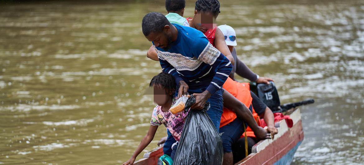 La Fiscalía de Colombia desmanteló una red de lavado de dinero que movilizó a 800.000 personas mediante redes de tráfico de migrantes en el Darién