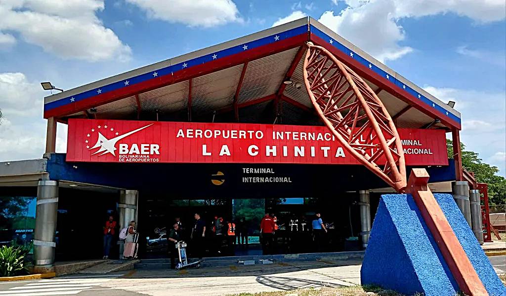 El gobernador Luis Caldera anunció la expansión de la conectividad aérea en el Zulia con vuelos directos desde La Chinita a Miami y Bogotá