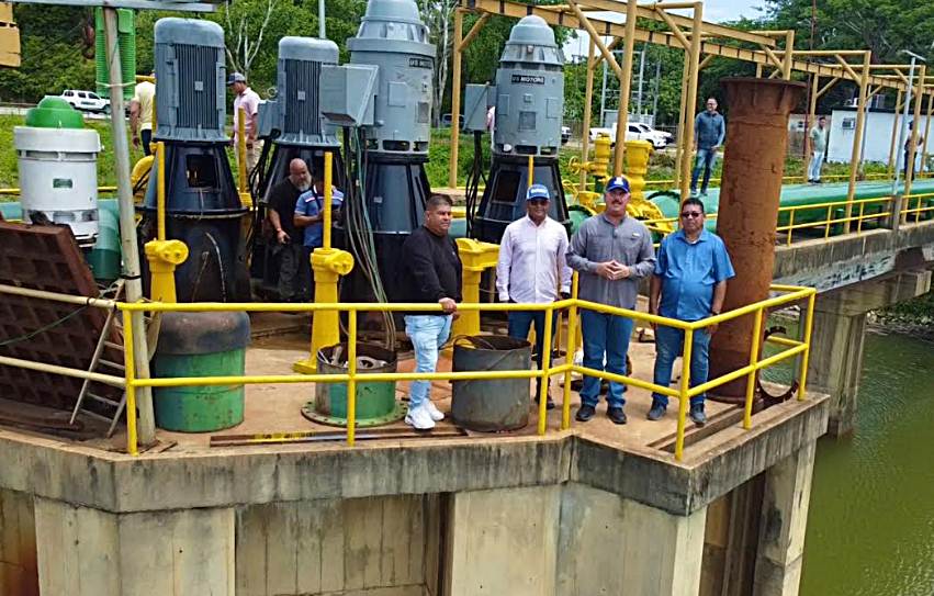 Autoridades activan quinto equipo en embalse Burro Negro para mejorar el suministro de agua en la Costa Oriental del Lago