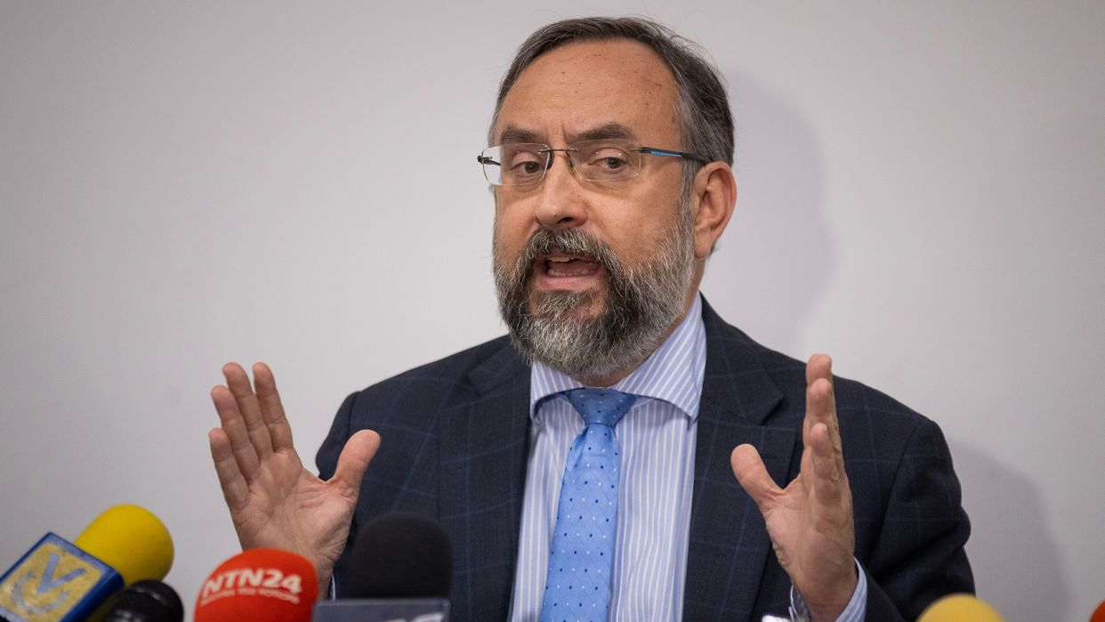 Jesús María Casal califica la mesa técnica entre oficialismo y oposición como un paso estratégico hacia la transición democrática