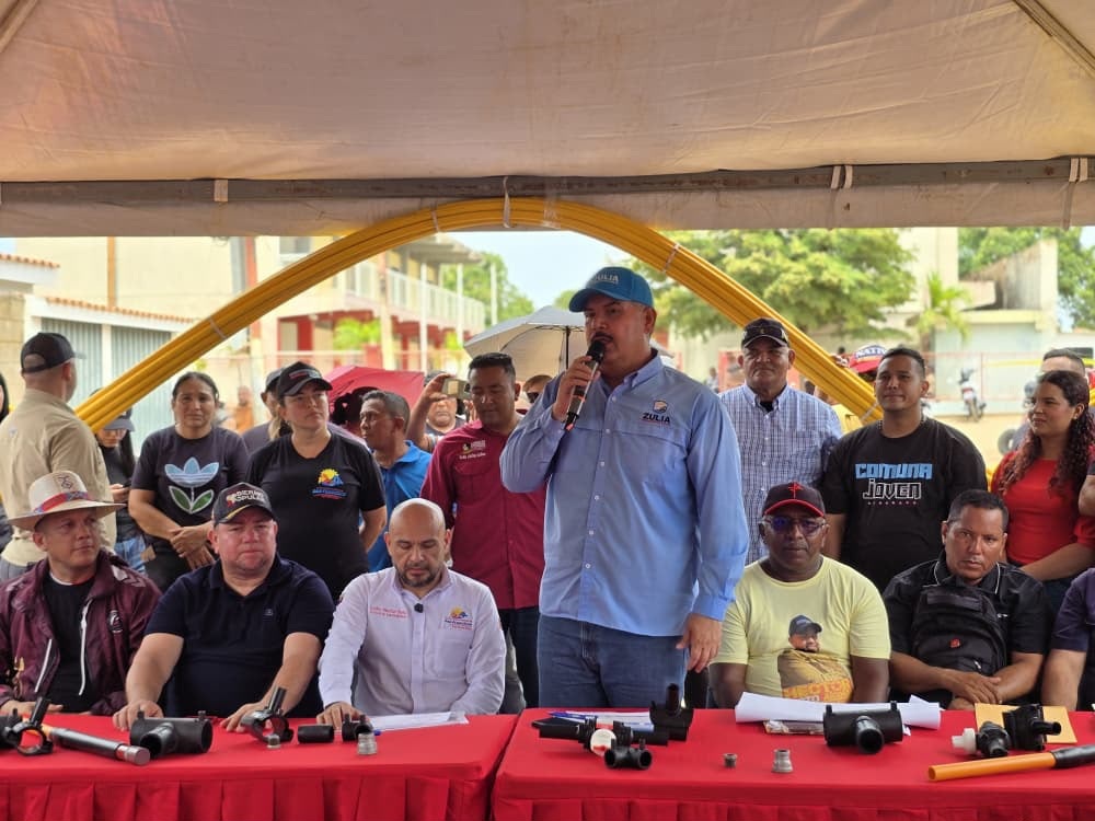 La Gobernación del Zulia y la Alcaldía de San Francisco entregaron materiales y financiamiento para gas doméstico