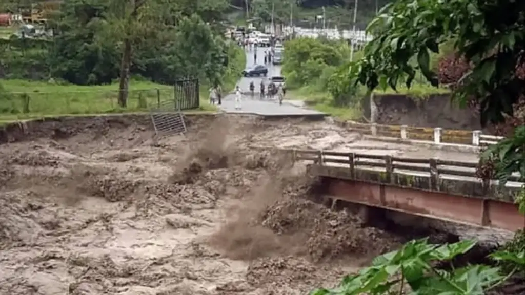 Autoridades monitorean ríos y caños tras despliegue preventivo por lluvias en Venezuela y el Zulia