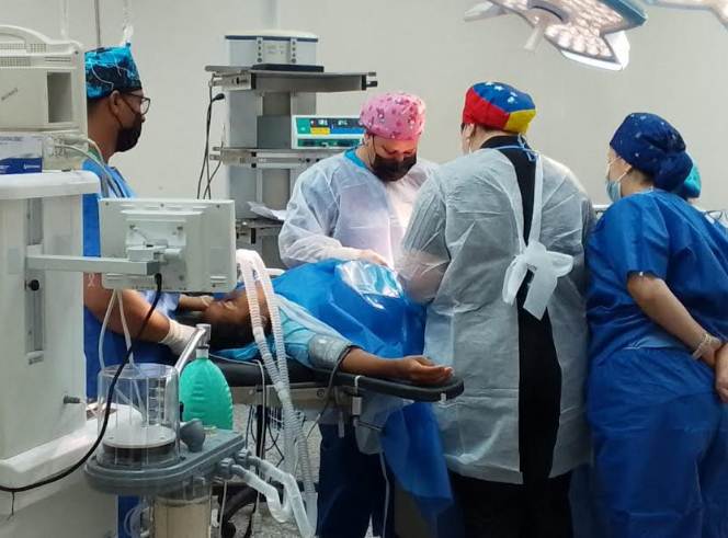 Éxito en la jornada de esterilización en el Hospital de Cabimas