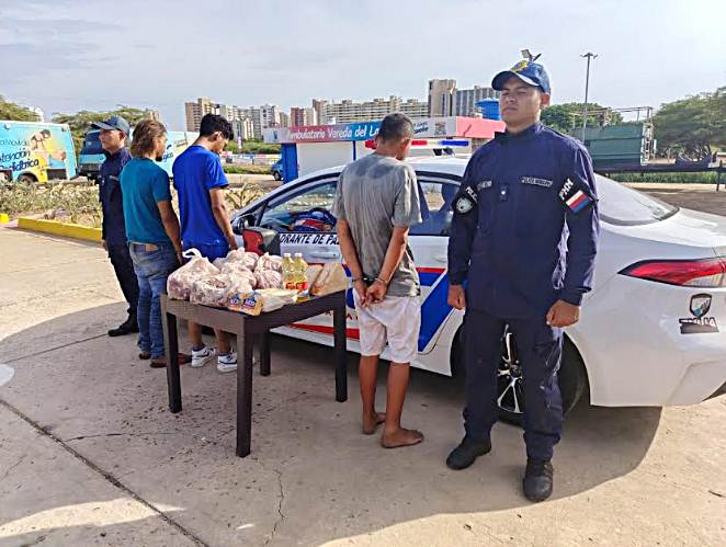 Polimaracaibo capturó a tres sujetos que hurtaron mercancía y equipos de un restaurante