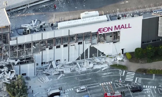 Terremoto de magnitud 7,1 en Japón causa el derrumbe de un centro comercial en Kumamoto