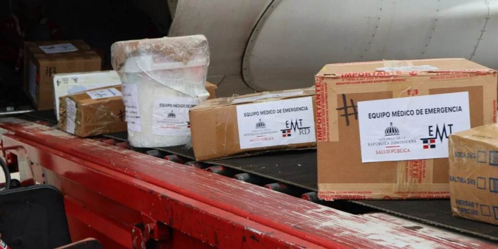 República Dominicana envió 1.749 vacunas y asistencia médica a Venezuela para atender la emergencia sanitaria