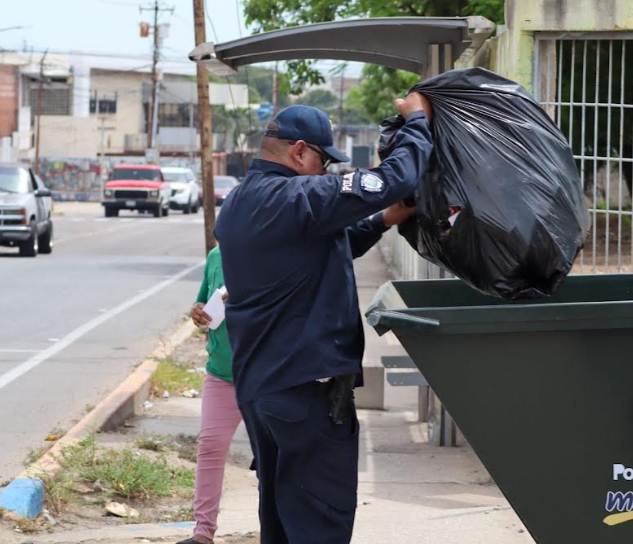 La Alcaldía de Maracaibo instala nuevos contenedores de basura en puntos estratégicos