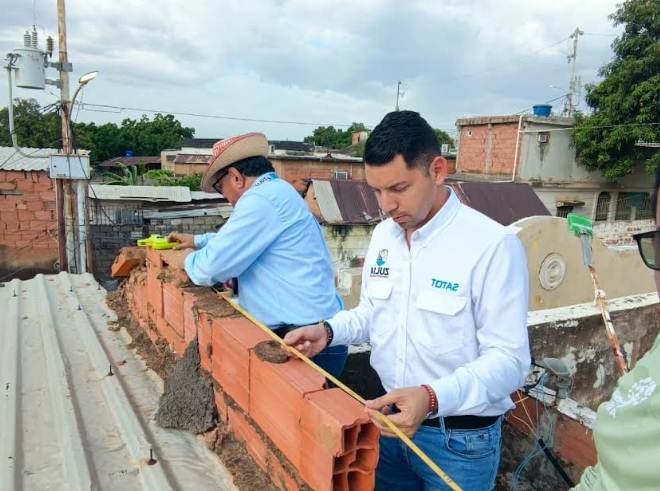 La Gobernación del Zulia entrega más de 800 títulos de propiedad en Maracaibo para asegurar el patrimonio legal de las familias