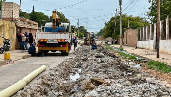 Sustituyen 240 metros de colectores de aguas servidas en Maracaibo