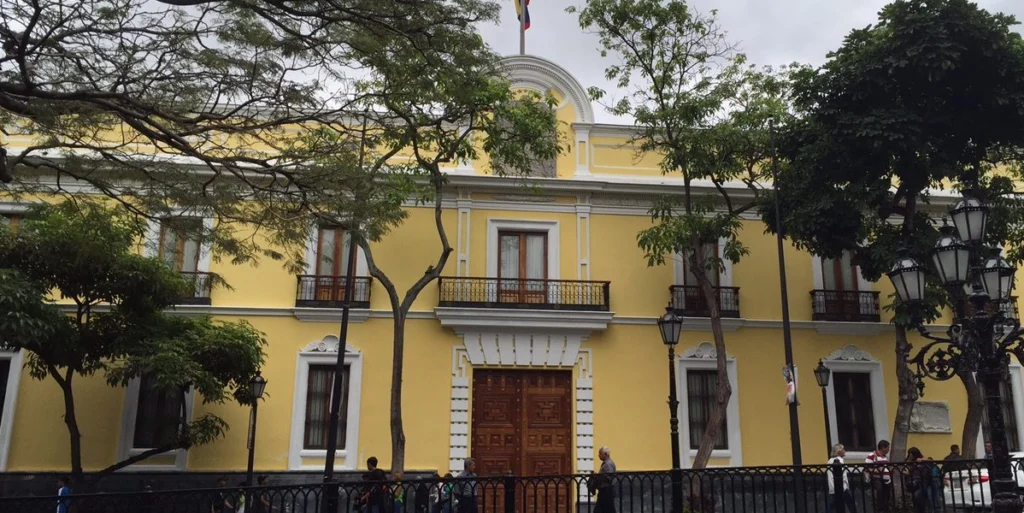 Venezuela agradece el interés comercial de Colombia pero reitera que las decisiones económicas internas son competencia exclusiva de sus autoridades nacionales