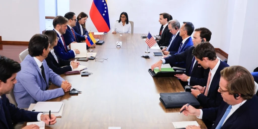 Delcy Rodríguez revisa agenda de desarrollo económico con funcionarios de EE. UU. para impulsar el comercio