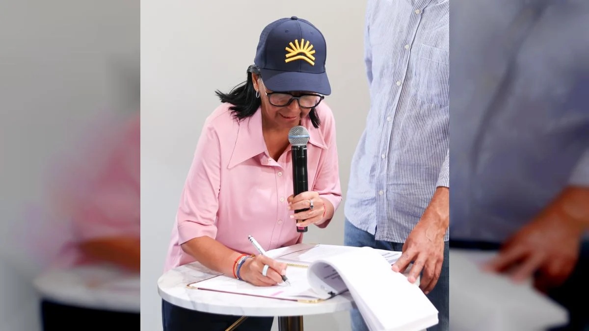 Delcy Rodríguez promulga la Ley de Promoción y Protección de la Construcción de Viviendas