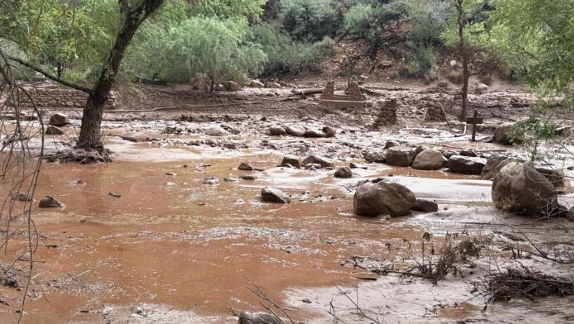 Rescate en marcha tras una inundación repentina en el Gran Cañón.