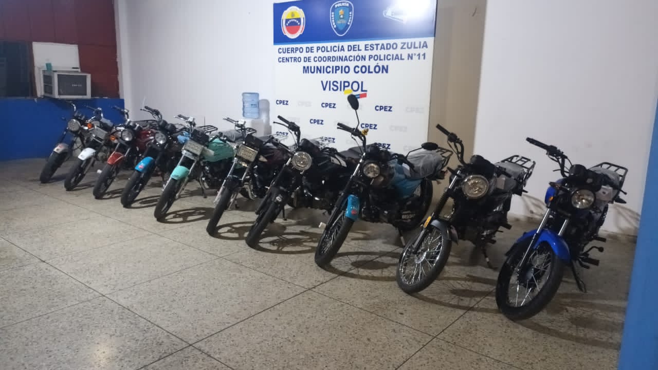 El Cpbez retuvo 10 motocicletas en la avenida Bolívar de Santa Bárbara de Zulia, municipio Colón