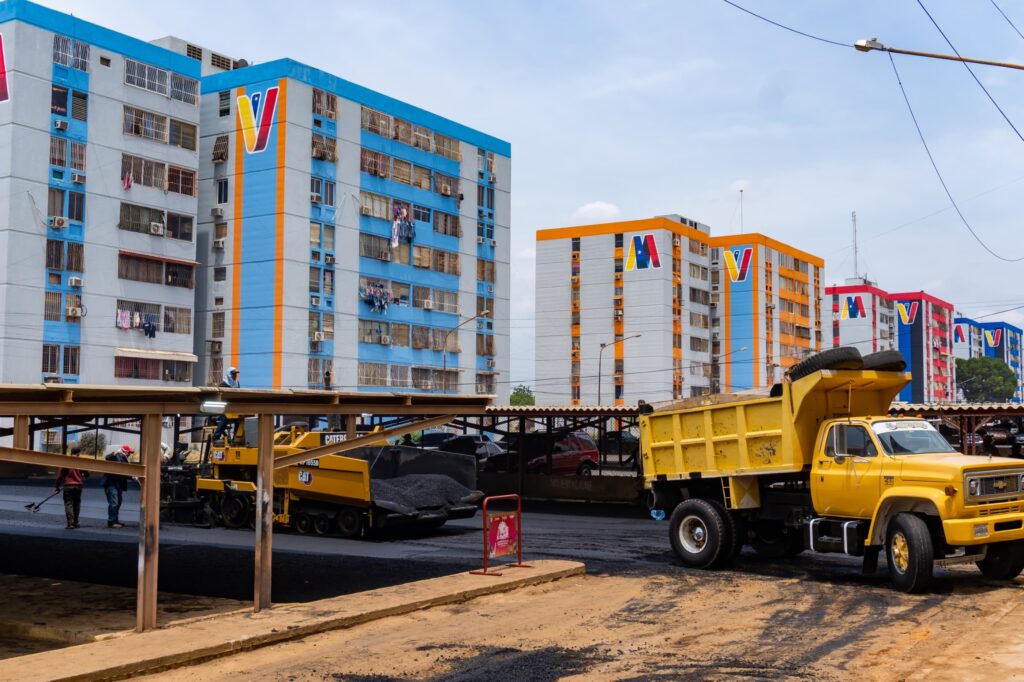 Avances de la rehabilitación integral del Complejo Residencial El Sol en San Francisco, Zulia