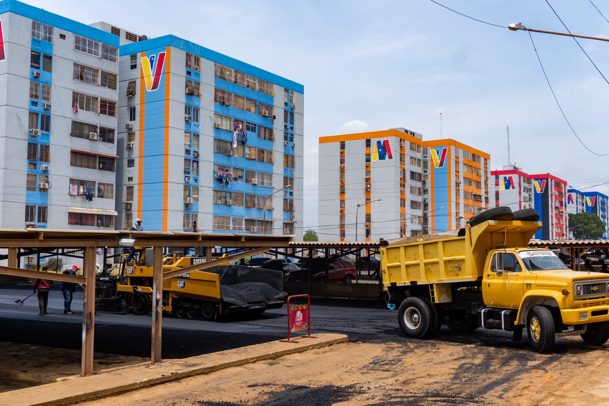Avances de la rehabilitación integral del Complejo Residencial El Sol en San Francisco, Zulia