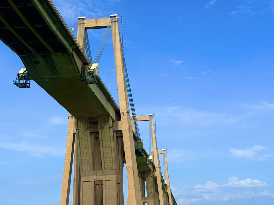 Corzutur fortalece el turismo en el Zulia con recorridos en catamarán bajo el Puente sobre el Lago de Maracaibo