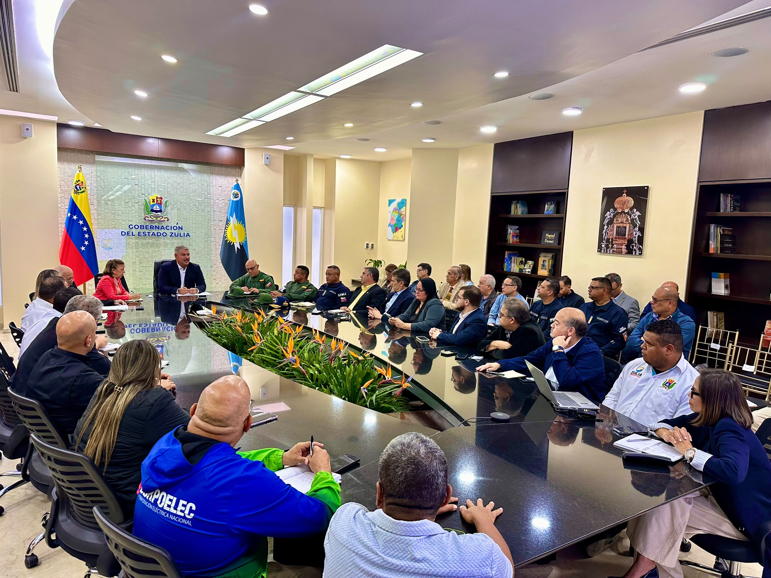 Gobernador Luis Caldera y sectores productivos del Zulia acuerdan planes de seguridad, electricidad, tributos y combustible