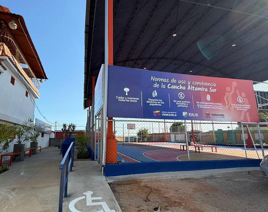 Cancha multideportiva Altamira Sur rehabilitada por la Alcaldía de Maracaibo en la parroquia Cristo de Aranza