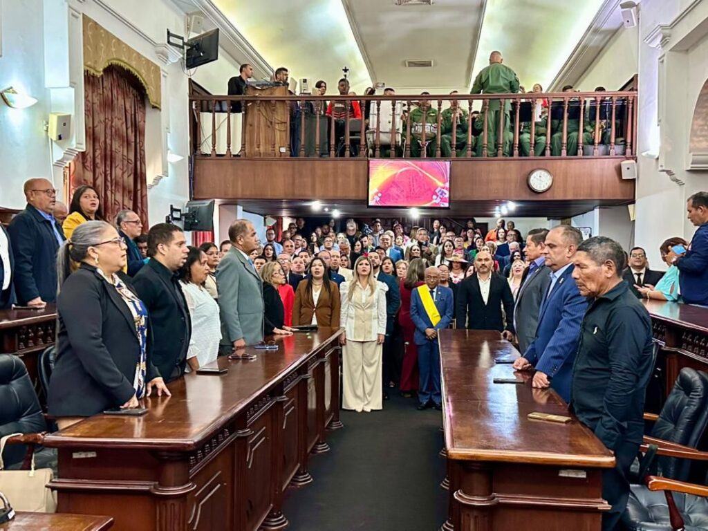 La Gobernación del Zulia y el CLEZ entregaron el Premio Regional de Periodismo Ignacio de la Cruz y el Antonio Núñez Rovira