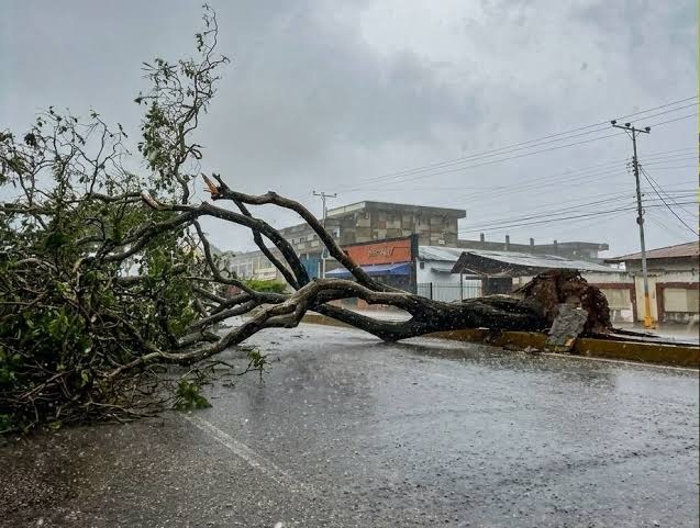 El paso de la onda tropical 41 dejó daños materiales en El Tigre, estado Anzoátegui