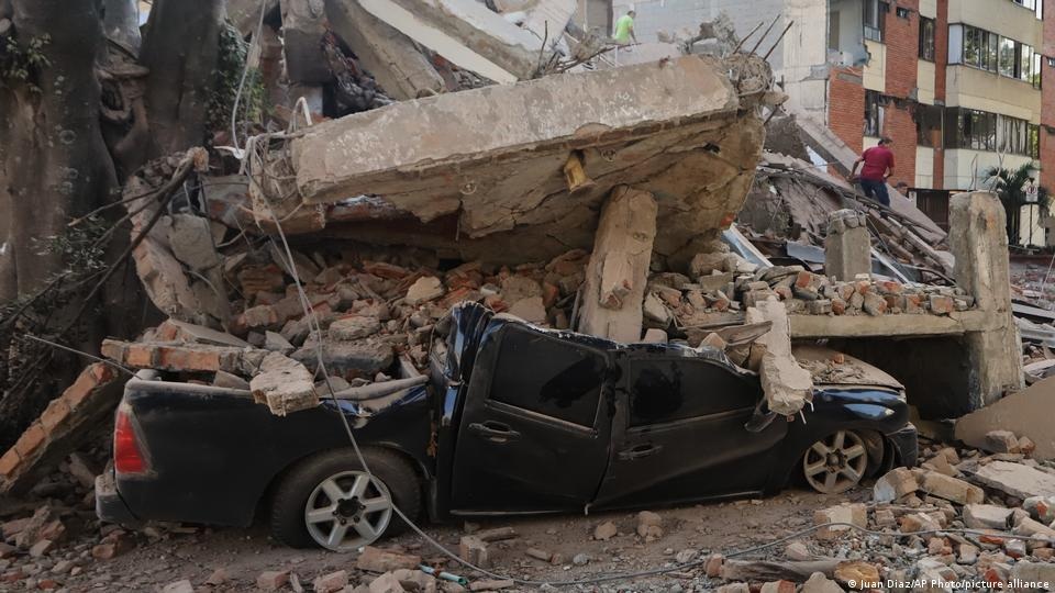 Sube a 169 el número de muertos y 668 heridos por el terremoto de magnitud 7,4 en Colombia