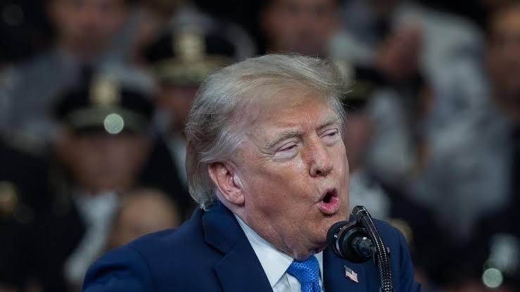 Trump lanza una fuerte amenaza militar contra Omán en medio de las tensiones y acuerdos con Irán