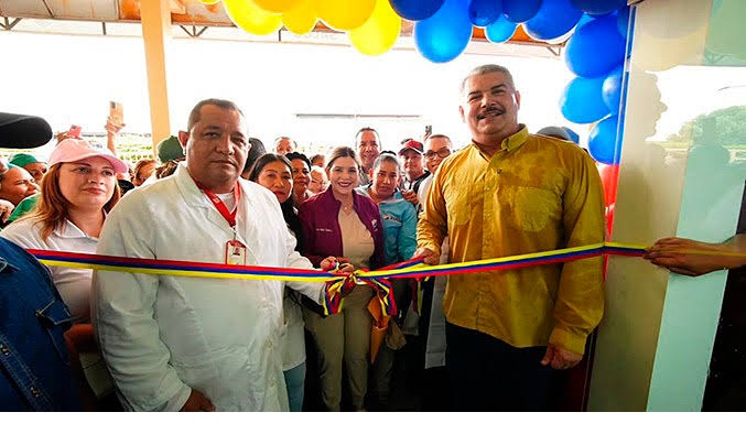 Gobernador Luis Caldera reinaugura el CDI Pueblo Nuevo-El Chivo en el municipio Francisco Javier Pulgar