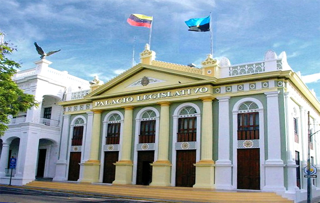 Instalación del jurado calificador de la Orden Gran Cacique Nigale en el Palacio Legislativo del Zulia