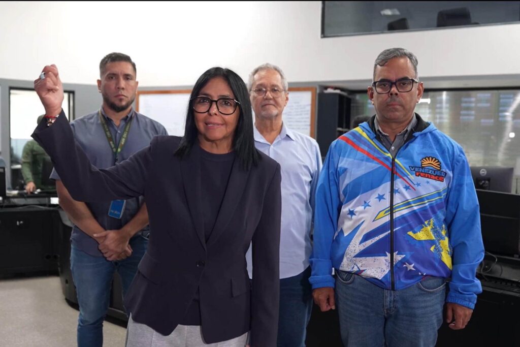 Delcy Rodríguez pide ahorro de energía en Venezuela tras superar los 16.400 megavatios de demanda eléctrica por altas temperaturas