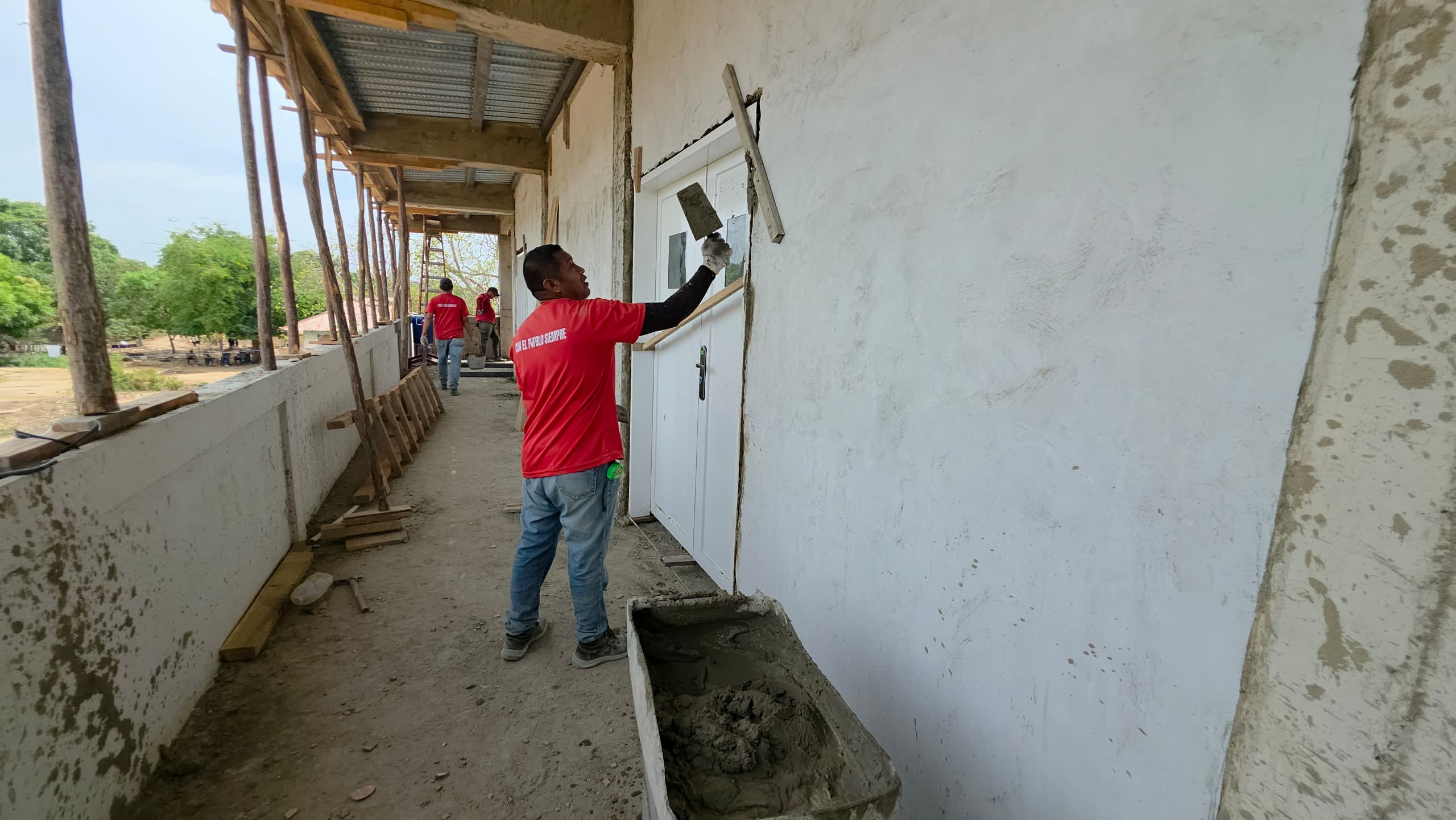 Inspeccionan la nueva sede del Liceo Elio Valmore Castellano en el municipio Mara