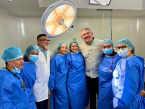 El gobernador Luis Caldera reinauguró la UCI, pabellones y hospitalización del Hospital Central de Maracaibo