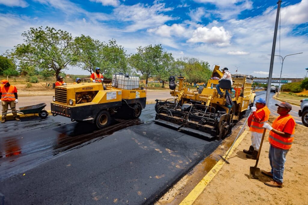 Gobernador Luis Caldera e instancias nacionales inician la rehabilitación de la avenida 148 en San Francisco