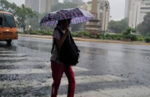 El Inameh advierte sobre lluvias y descargas eléctricas en Venezuela este martes por la llegada de la onda tropical número 45