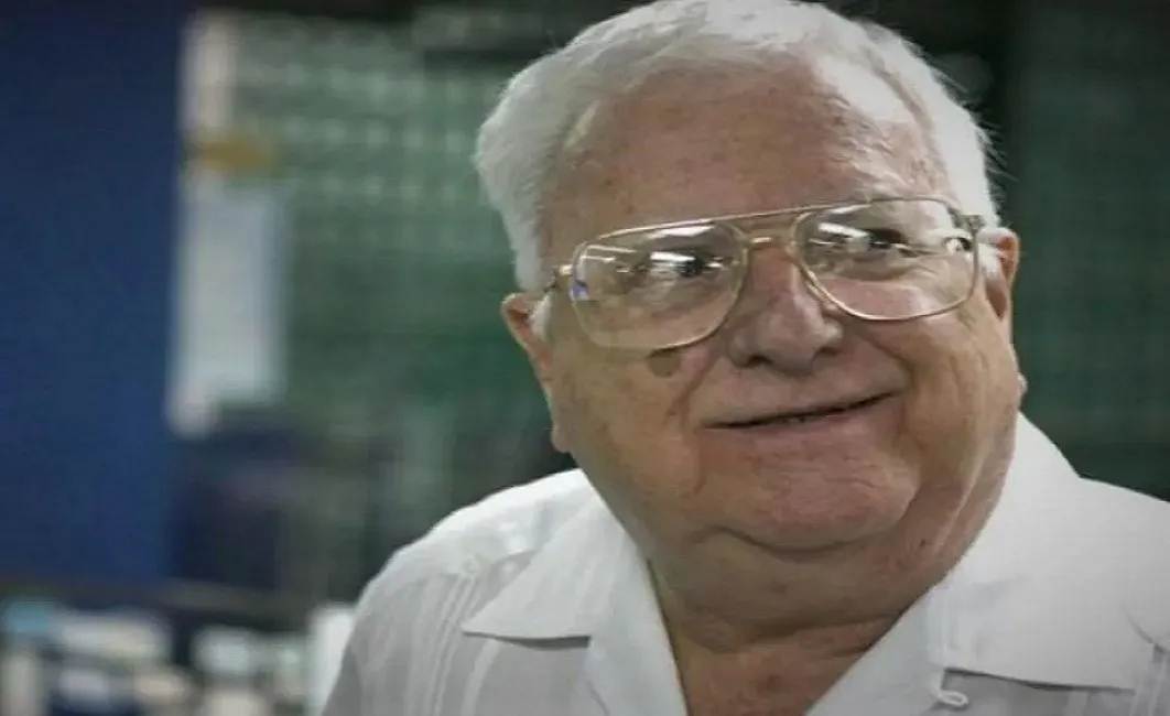 Fallece a los 97 años el emblemático periodista deportivo venezolano Juan Vené en Miami