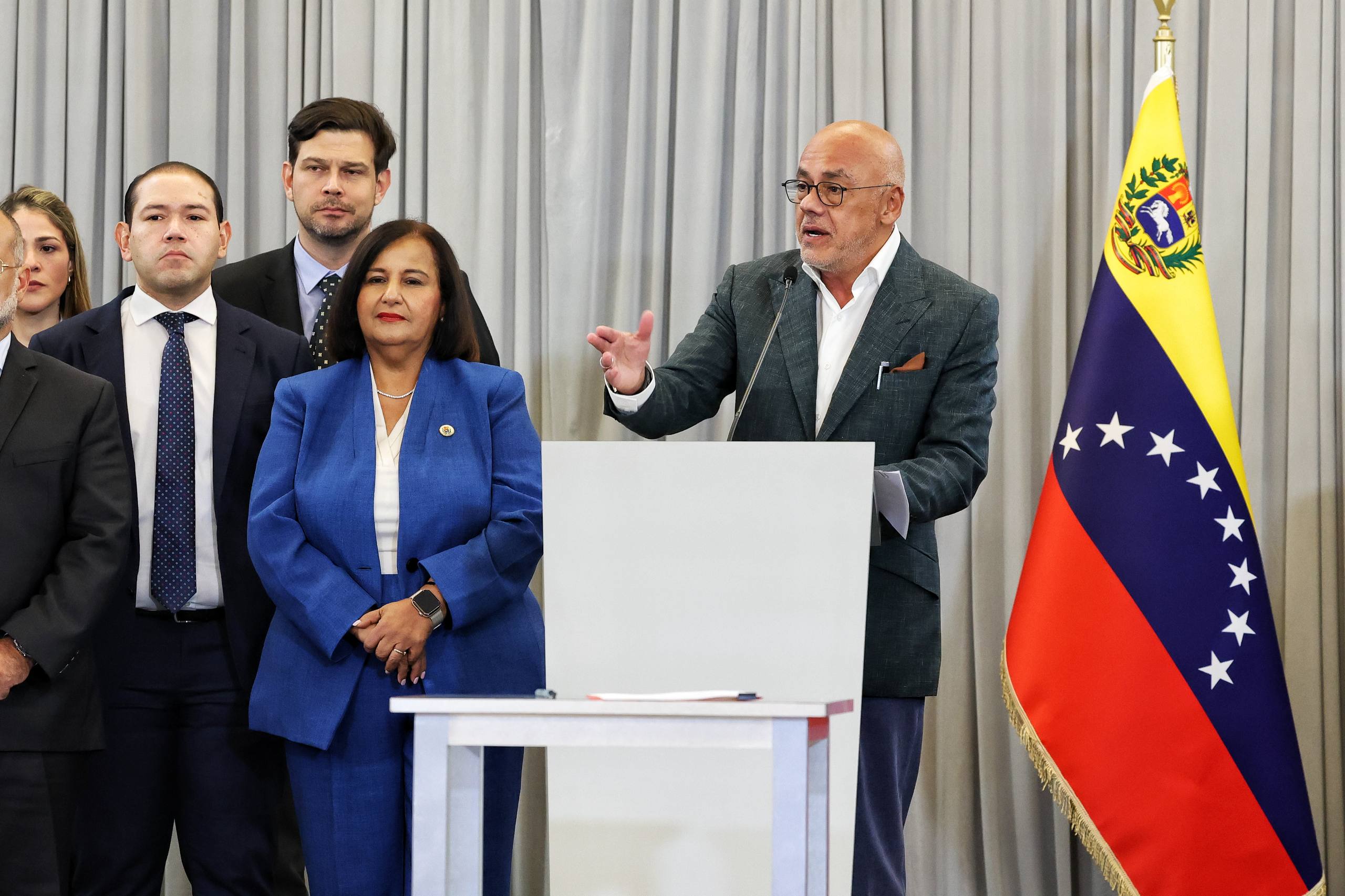 El Gobierno venezolano y la AN de 2015 concluyen el tercer ciclo de diálogo en Caracas