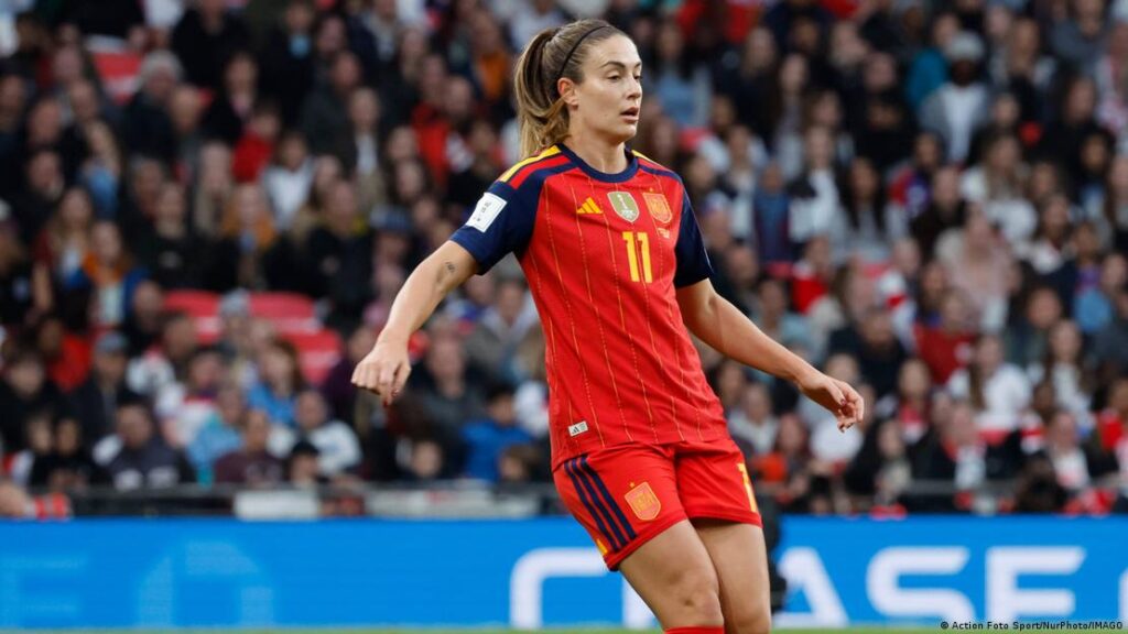 Alexia Putellas gana su tercer Balón de Oro tras una temporada histórica