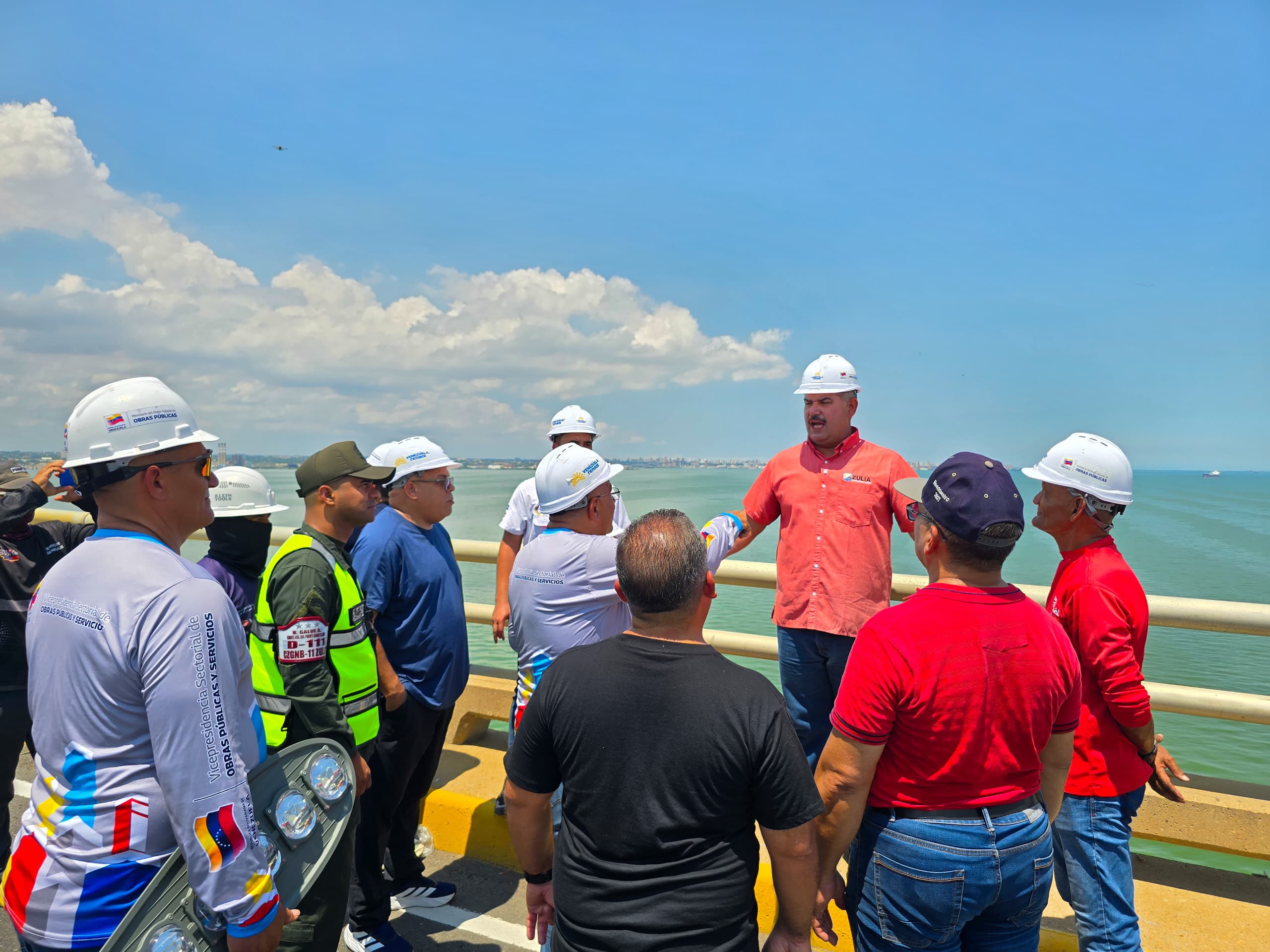 Gobernación del Zulia inicia la reconstrucción total del sistema de iluminación del Puente sobre el Lago con tecnología LED