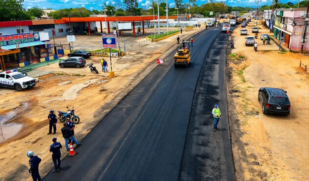 Inician la rehabilitación integral de 14 km de vialidad en la parroquia Los Cortijos, San Francisco